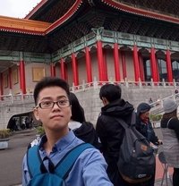 Massazboy Dubai - Male escort in Dubai