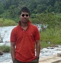 Sensual Massage for Ladies - Male escort in Colombo Photo 9 of 14