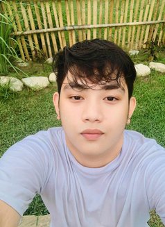 Masseur in town - Male escort in Manila Photo 4 of 6