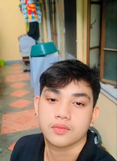 Masseur in town - Male escort in Manila Photo 6 of 6