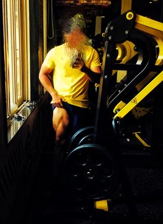 Masseur Pratik - Male escort in Mumbai Photo 3 of 5