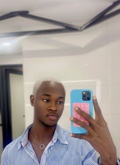 Masseur sucré Abidjan - Male escort in Abidjan Photo 3 of 5