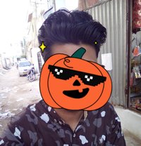 Karachi boy - Intérprete masculino de adultos in Karāchi