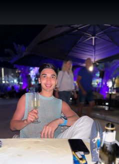 Massimi Dutty - Male escort in Amman Photo 9 of 14