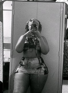 Massive Aura - escort in Johannesburg Photo 1 of 5