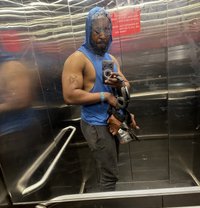 Massive K - masseur in Nairobi