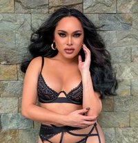 Massive Shooter Goddess - Transsexual escort in Singapore