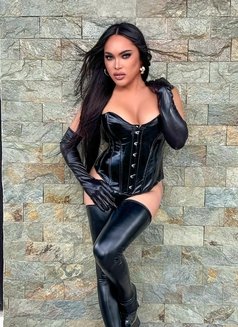 Massive Shooter Goddess - Transsexual escort in Davao Photo 25 of 26