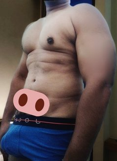 MassiveBull_9inch - Acompañantes masculino in Hyderabad Photo 7 of 10