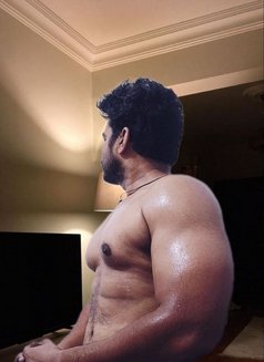 MassiveBull_9inch - Acompañantes masculino in Hyderabad Photo 10 of 10