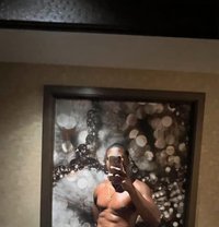 Massivexxl - Male escort in Beirut Photo 1 of 6