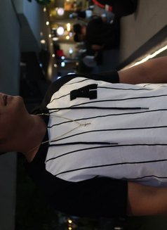 Massuer Shin Taru - Male escort in Manila Photo 1 of 7