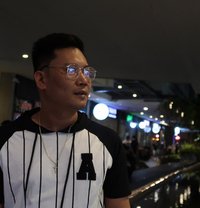 Massuer Shin Taru - Male escort in Manila