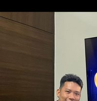 Massuer Shin Taru - Male escort in Manila