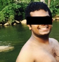 Master B - Male adult performer in Colombo