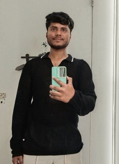 Master Rohan Video Call Service - Male escort in Kolkata Photo 19 of 24