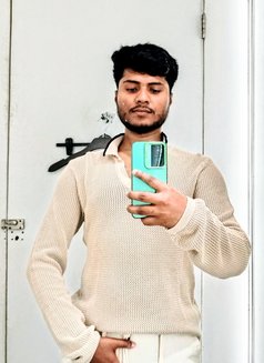 Master Rohan Video Call Service - Male escort in Kolkata Photo 20 of 24