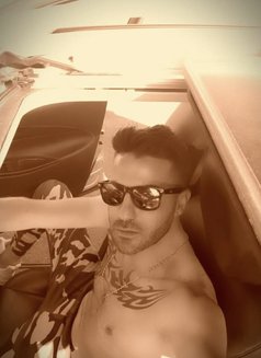 Master Straight Serious In short, a one- - Acompañantes masculino in Beirut Photo 16 of 17