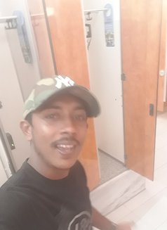 Master Top - Male escort in Colombo Photo 9 of 11