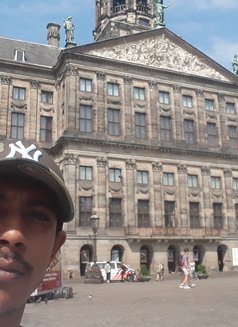 Master Top - Male escort in Colombo Photo 10 of 11