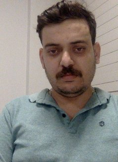 Master Vivek 7inch - Acompañantes masculino in Kolkata Photo 7 of 7