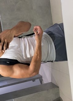 YourPrince🤴 - Male escort in Dubai Photo 3 of 9