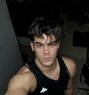 Mat - Acompañantes masculino in Hong Kong Photo 7 of 7