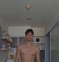 Mat - Male escort in Dubai