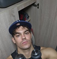 Mat - Male escort in Singapore