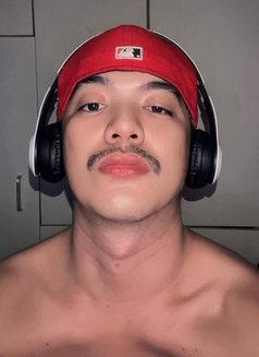 Meet & Camshow Available - Acompañantes masculino in Manila Photo 1 of 9