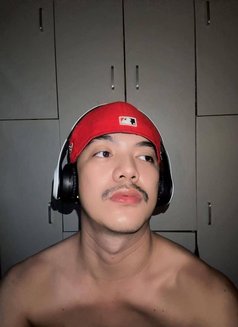 Meet & Camshow Available - Acompañantes masculino in Manila Photo 2 of 9