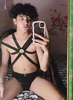 Meet & Camshow Available - Acompañantes masculino in Manila Photo 4 of 9