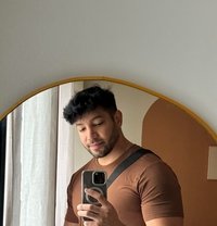 Matheo - Male escort in Manila