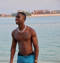 Mathew - Male companion in Dubai