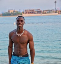 Mathew - Male companion in Dubai