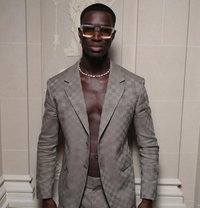 Mathew - Male companion in Dubai