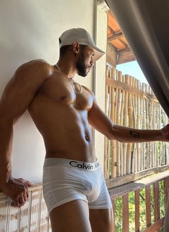 Mathias Escort Massage - Male escort in Dubai Photo 1 of 8