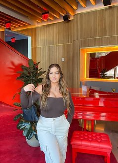 Mathilde - escort in Hamburg Photo 1 of 6