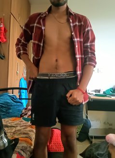 Matrixmaxia - Acompañantes masculino in New Delhi Photo 2 of 4
