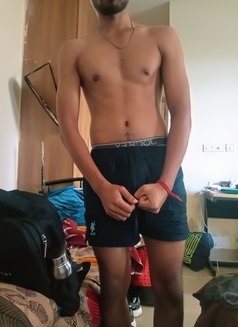 Matrixmaxia - Acompañantes masculino in New Delhi Photo 3 of 4
