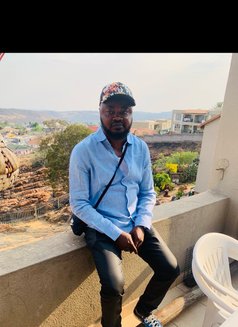 Matt - Agencia de acompañantes masculinas in Johannesburg Photo 3 of 3