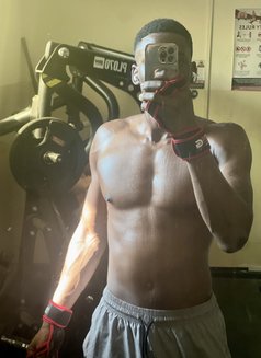 Matt - Male escort in Dubai Photo 1 of 2