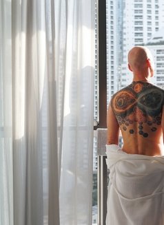 Matteo Giacomo Casanova The ItalianLover - Male escort in Bangkok Photo 18 of 24