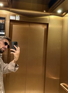 Mattew xxl - Male escort in Dubai Photo 6 of 6