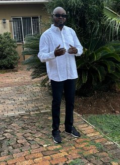 Matthew - Male escort agency in Hamilton, Canada Photo 2 of 2