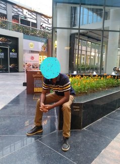 Matu Massager/companion - Acompañante masculino in New Delhi Photo 1 of 1