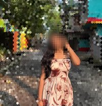 Mature Corporate Girl - escort in Pune