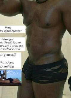 Mature Gay-Freindly Black Masseur - Male escort in London Photo 1 of 6