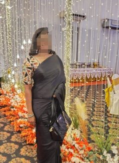 MILF Indian Local Malaysian - escort in Kuala Lumpur Photo 8 of 11