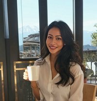 Mature & petite companion - escort in Hong Kong